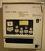 Kunst-Automat mit Radierungen